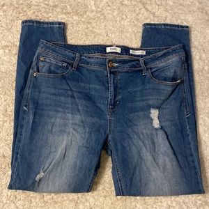 GUC Kensie Jeans Medium Wash Mid Rise Effortless Ankle Distressed Sz 14 28